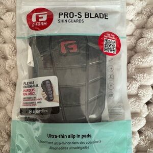 G-Form Pro-S Blade Shin Guards